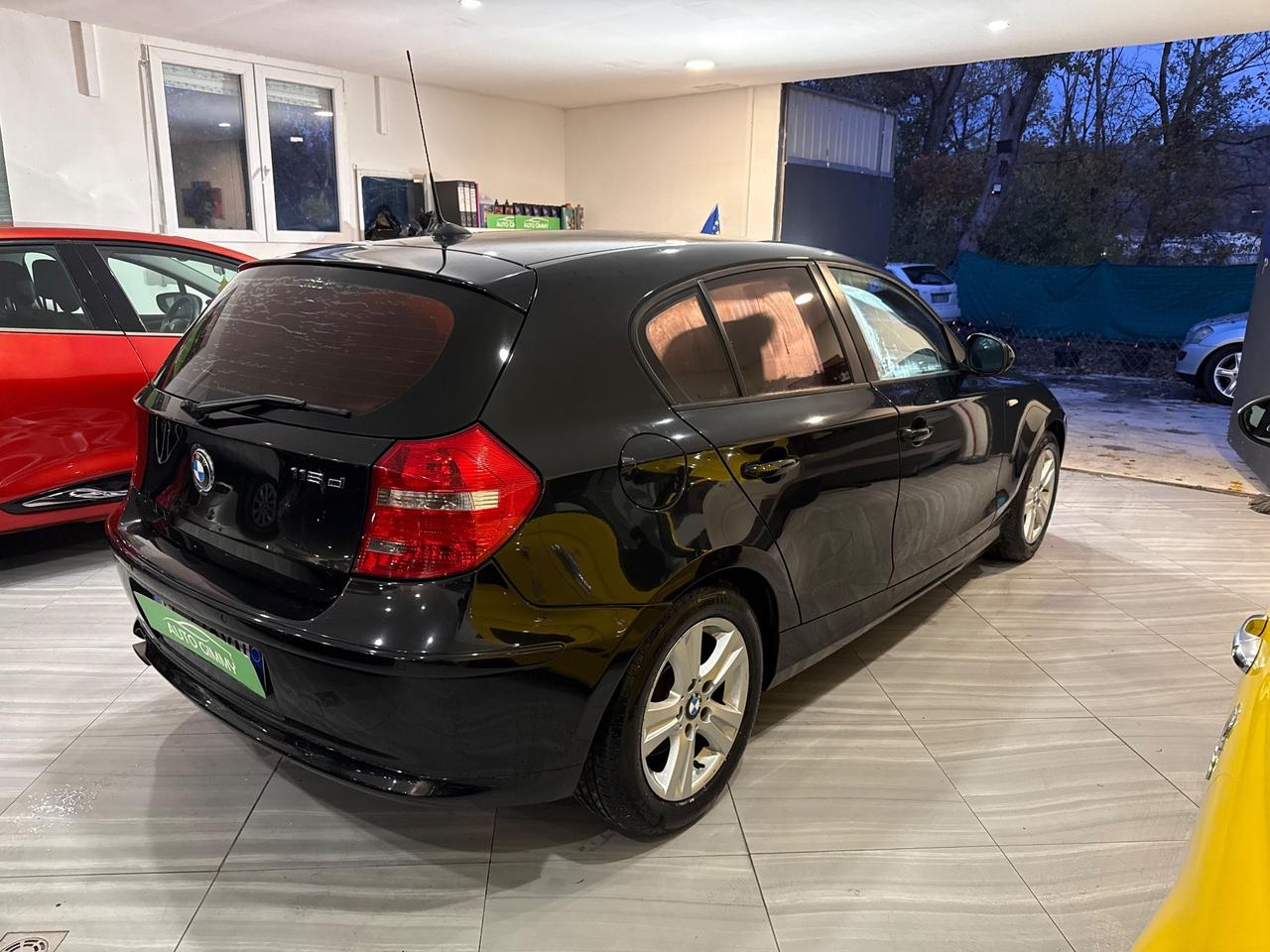 Bmw 118d 2011 NEOPATENTATI