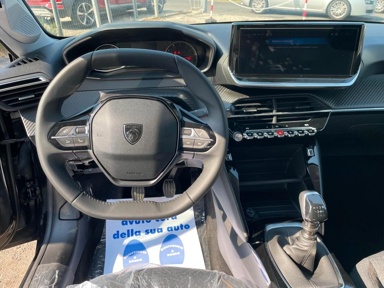 Peugeot 208 Business 1.2 100cv