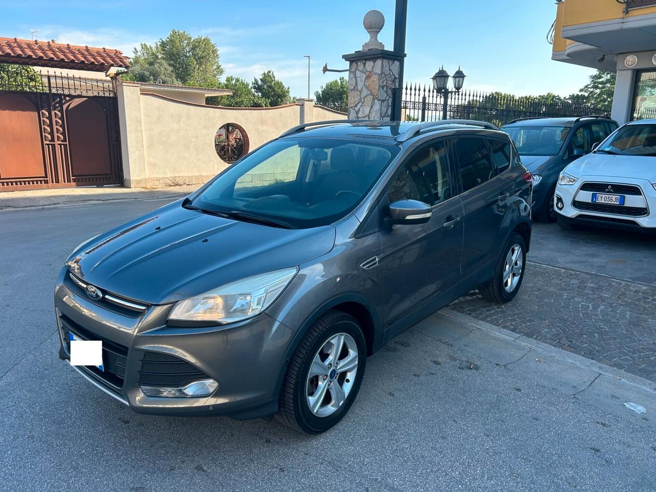 Ford Kuga 2.0 TDCI 140 CV 4WD Titanium