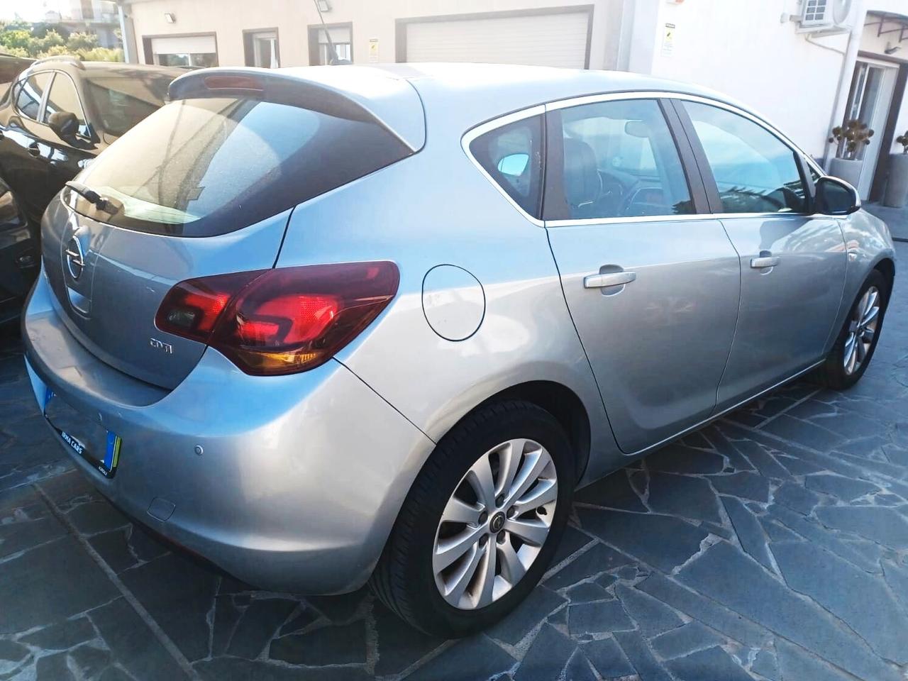 Opel Astra 1.7 CDTI 125CV 5 porte Cosmo