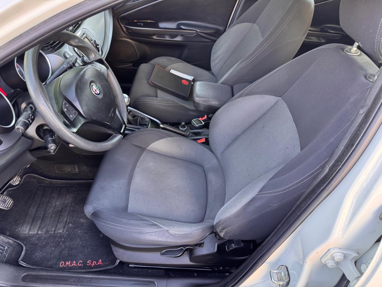 Alfa Romeo Giulietta 1.6 JTDm-2 neopaten garanzia 12 m