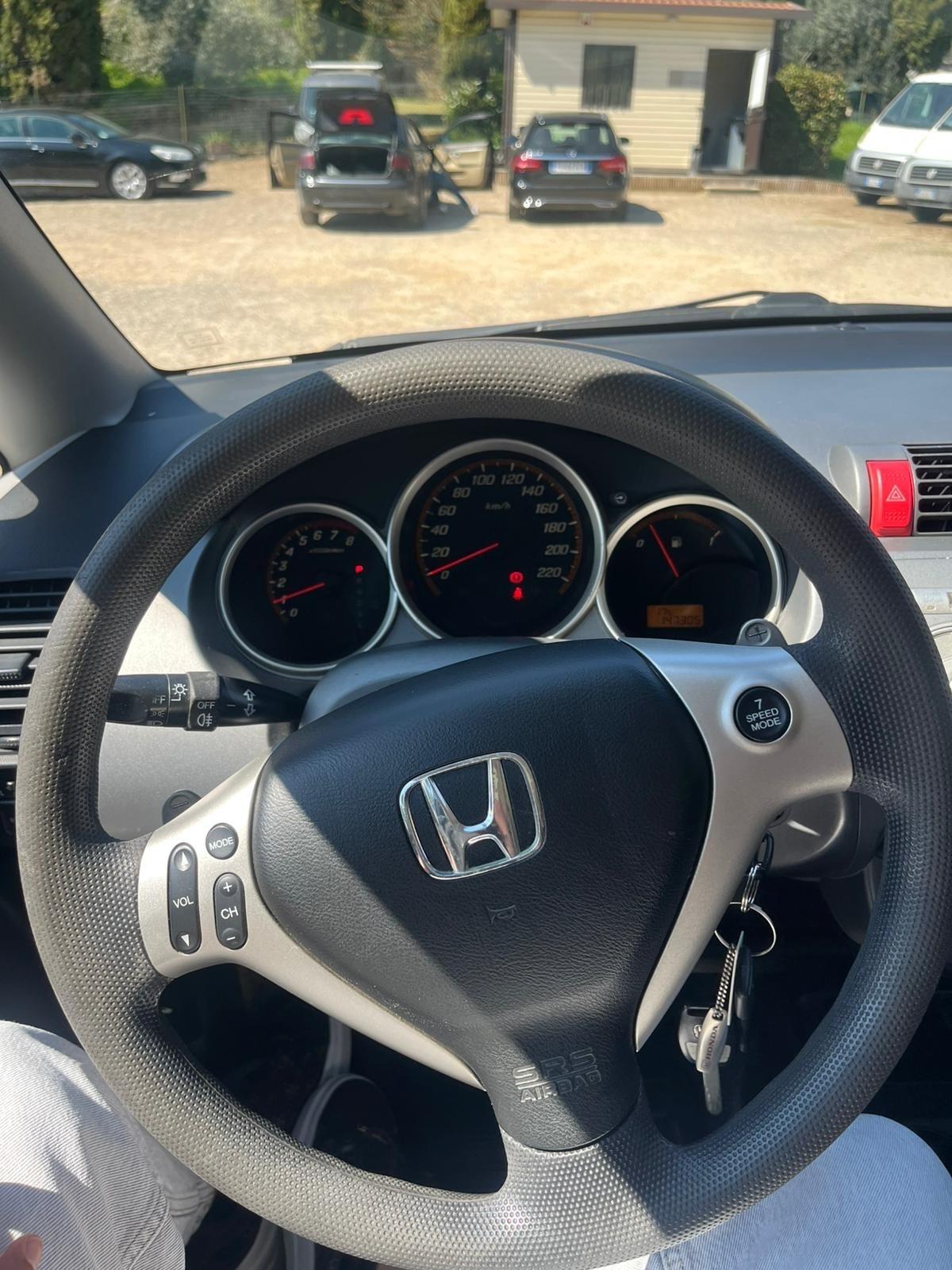 Honda Jazz 1.4 Benzina - Automatico - Neopatentati
