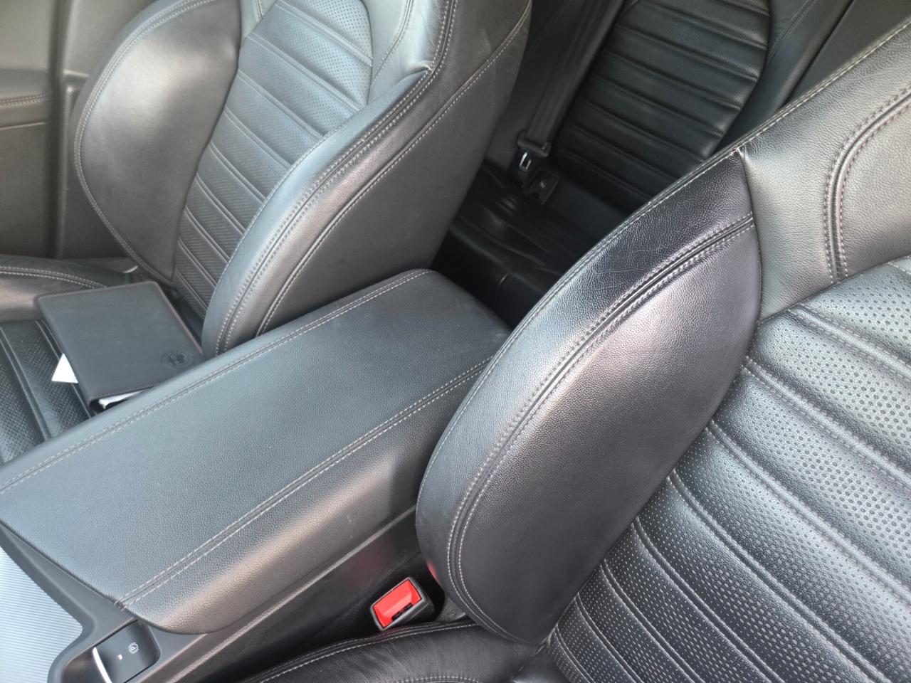 Alfa Romeo Stelvio 2.2 T.D 180 CV AT8 Q4 Executive VETTURA PER OPERATORI DEL SETTORE