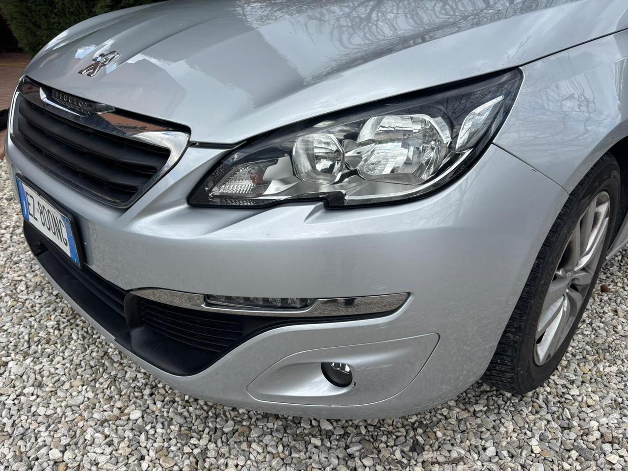 Peugeot 308 1.6 e-HDi 115 CV Stop&Start Business 2015