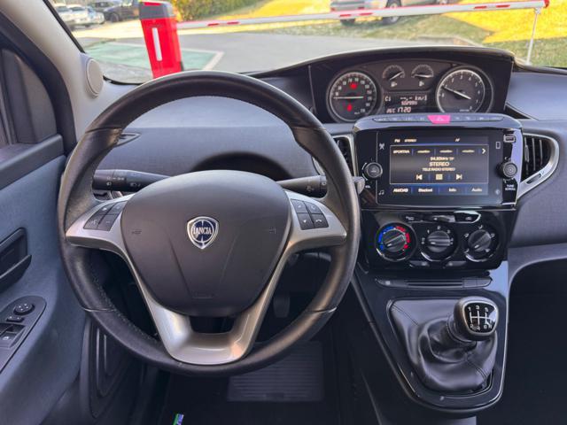 LANCIA Ypsilon 1.0 HYBRID GOLD 5 POSTI+NAVI+SENSORI