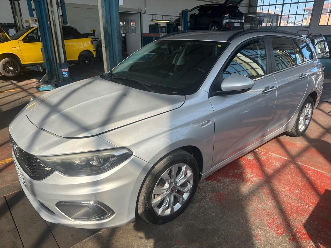 Fiat Tipo 1.6 Mjt S&S SW Lounge