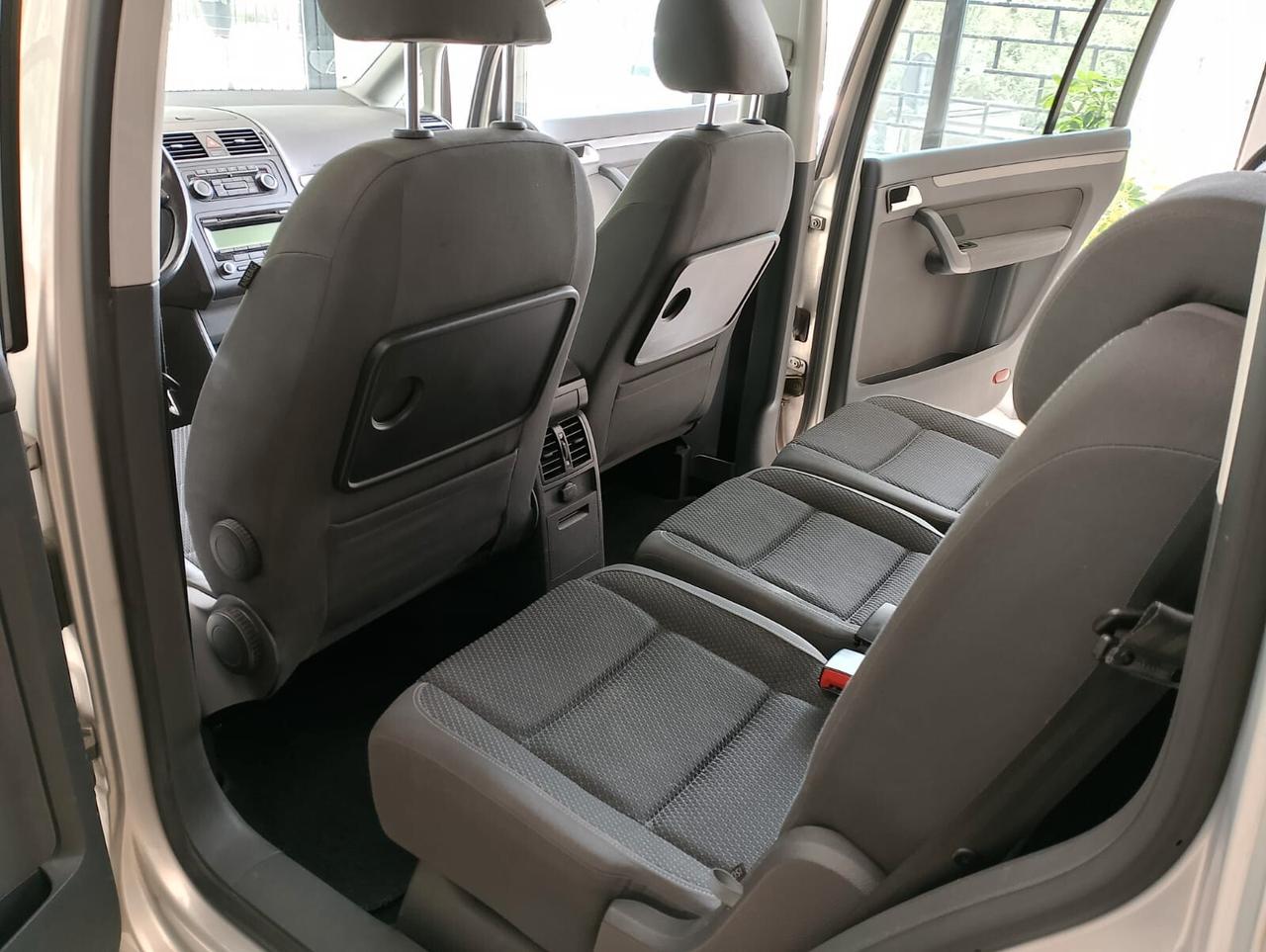 Volkswagen Touran 1.6 TDI DPF 7 posti BMT