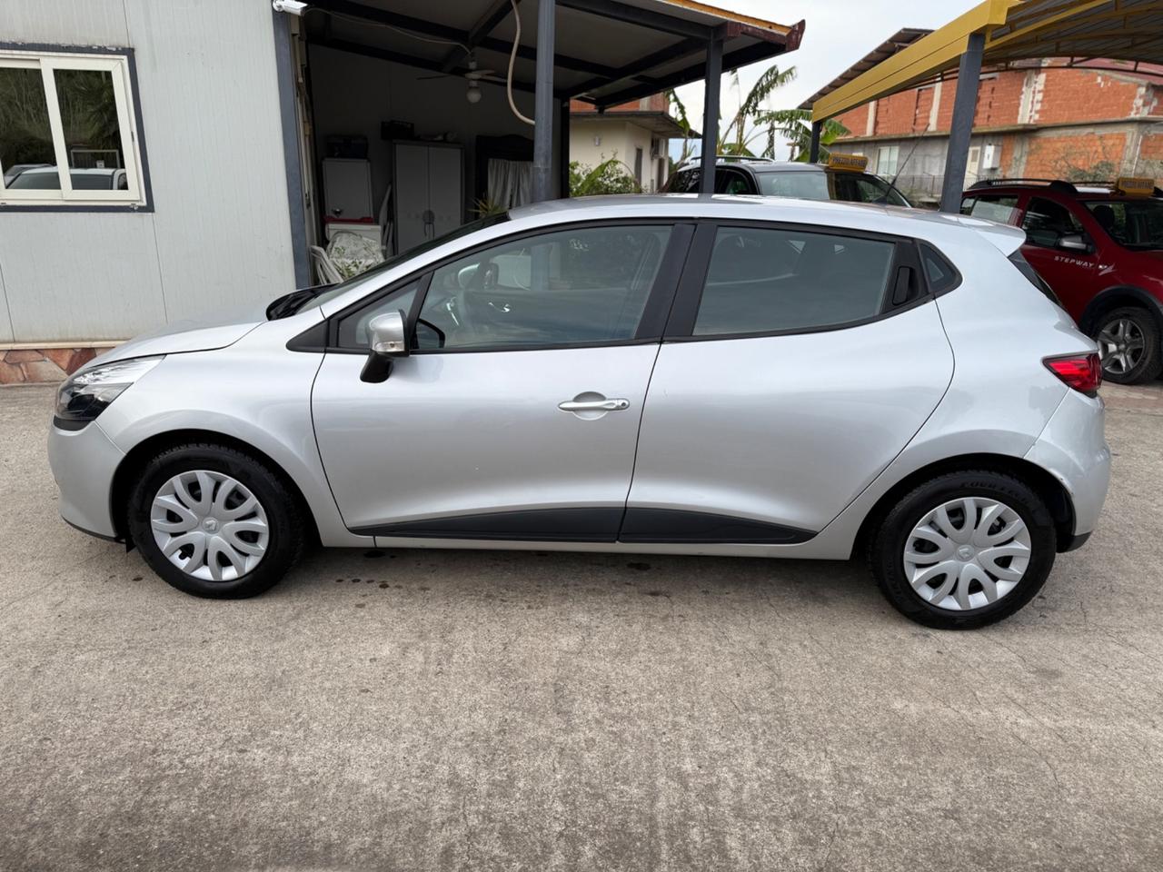 Renault Clio 1.5 dCi 75CV 5 porte Live km certif.