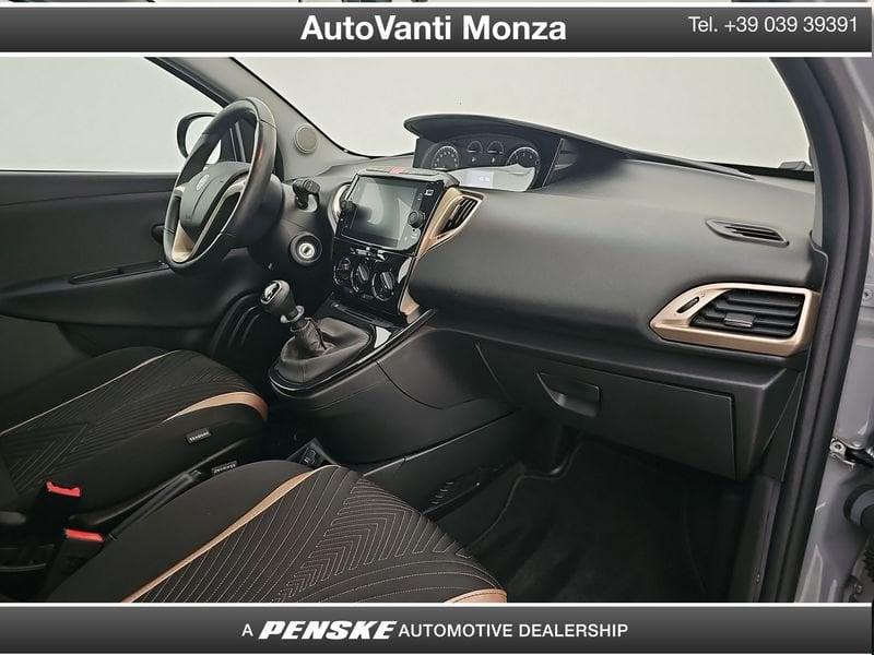Lancia Ypsilon Ypsilon 1.0 firefly hybrid Alberta Ferretti s&s 70cv 5p.ti