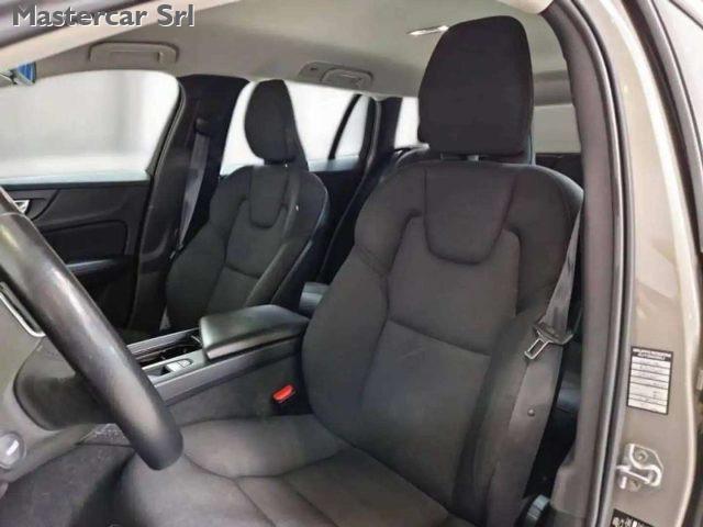 VOLVO V60 V60 2.0 D3 150cv Business auto - FW538VN