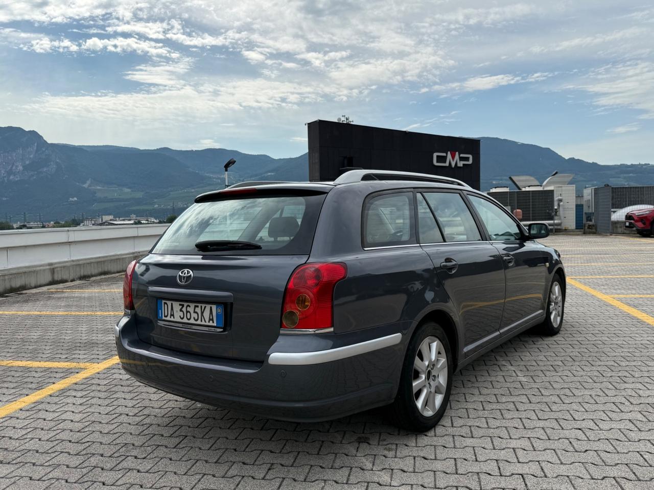 Toyota Avensis 2.2 D-Cat 16V Station Wagon
