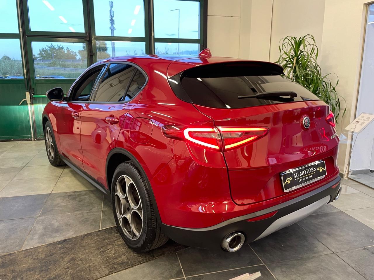 Alfa Romeo Stelvio 2.2 Turbodiesel 160 CV AT8 RWD Sport-Tech