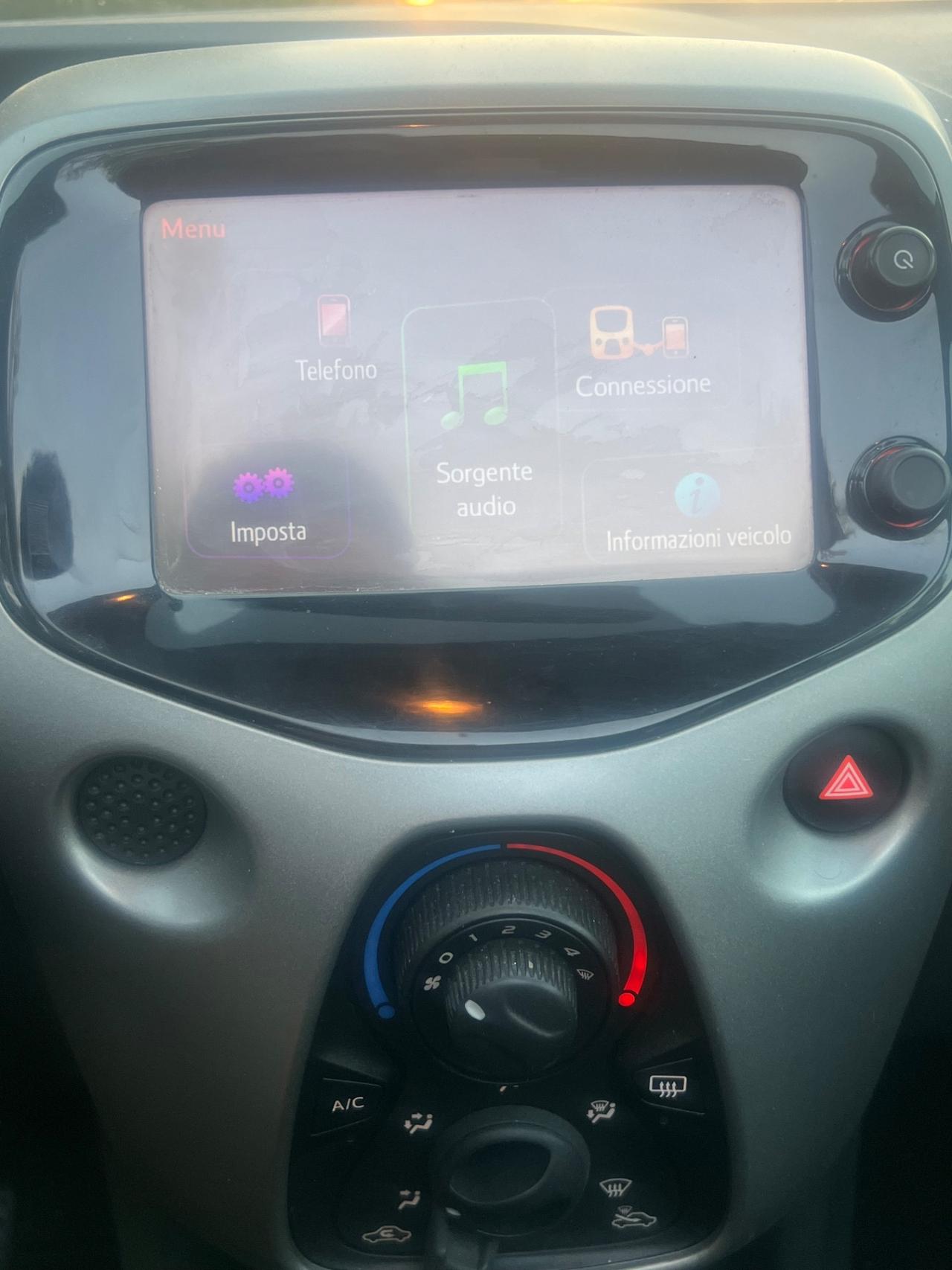 Peugeot 108 PureTech 82 5 porte Allure TOP!