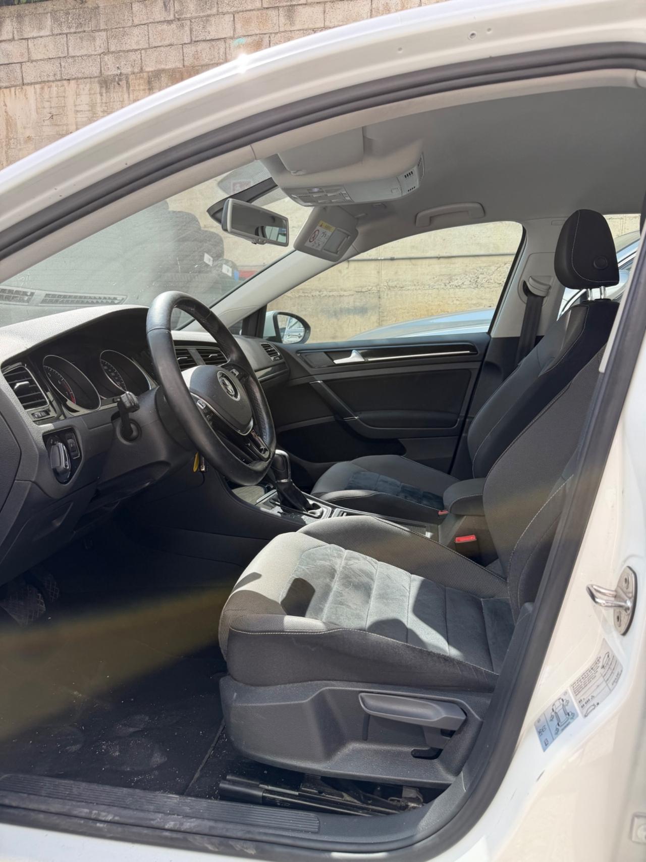 Volkswagen Golf Business 1.4 TGI DSG 5p. Highline BlueMotion