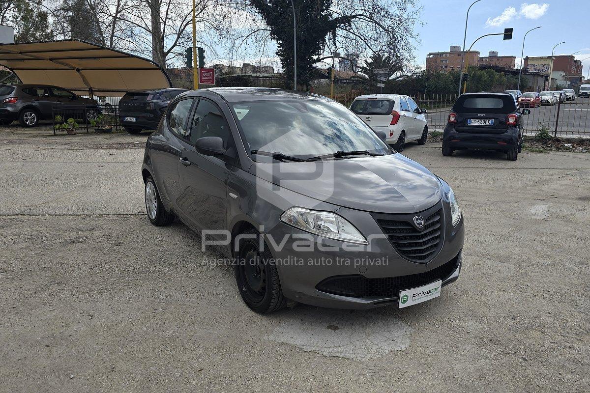 LANCIA Ypsilon 1.2 69 CV 5 porte Silver