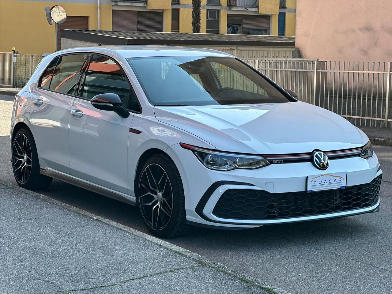 Volkswagen Golf 2.0 TSI GTI