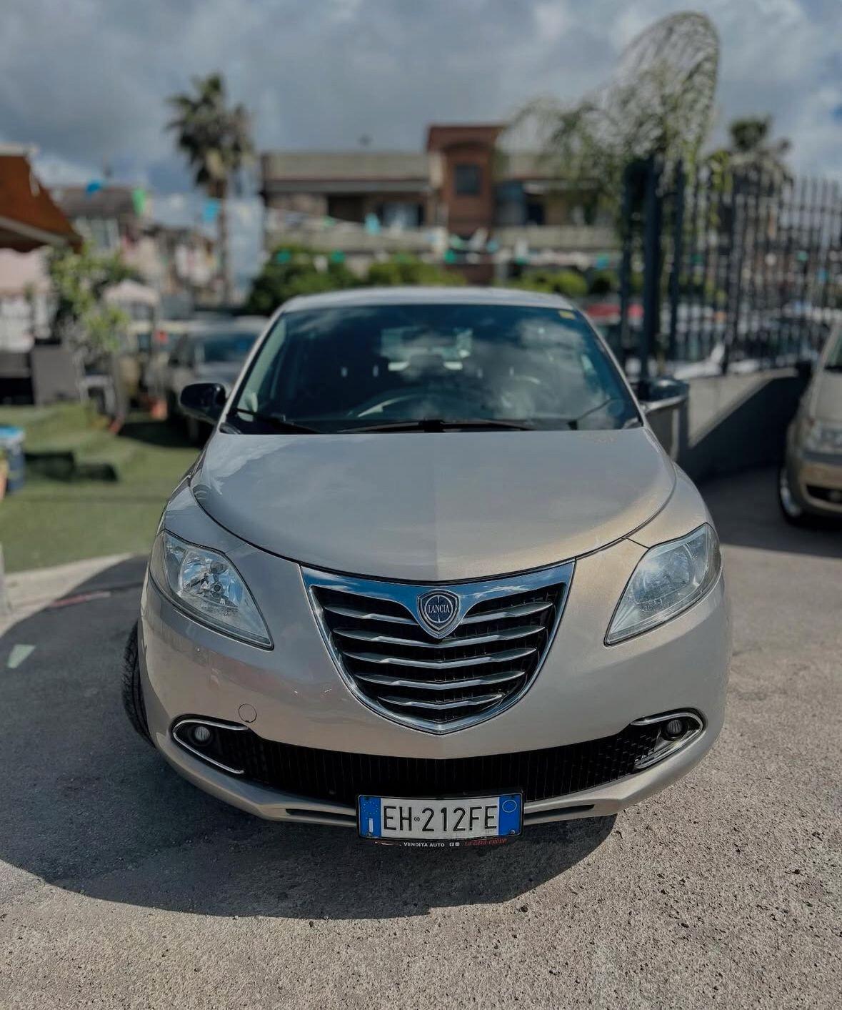 Lancia Ypsilon 1.2 69 CV Diva DEL NORD