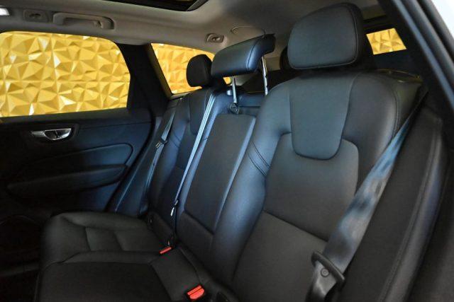 VOLVO XC60 2.0 B4 INSCRIPTION AWD AUTO TETTO 20"CAM STRAFULL!