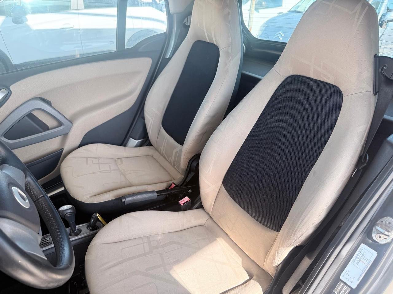 Smart ForTwo 1000 52 kW coupé limited one
