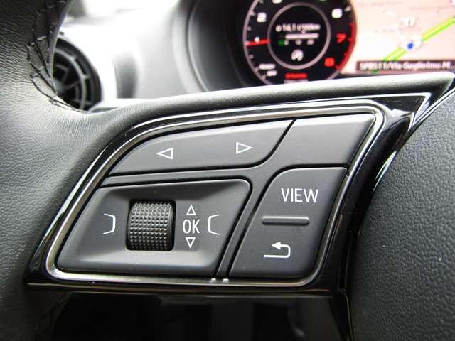 Audi Q2 30 1.0 TFSI 110CV CAMBIO MANUALE,CERCHI 18,CARPLAY
