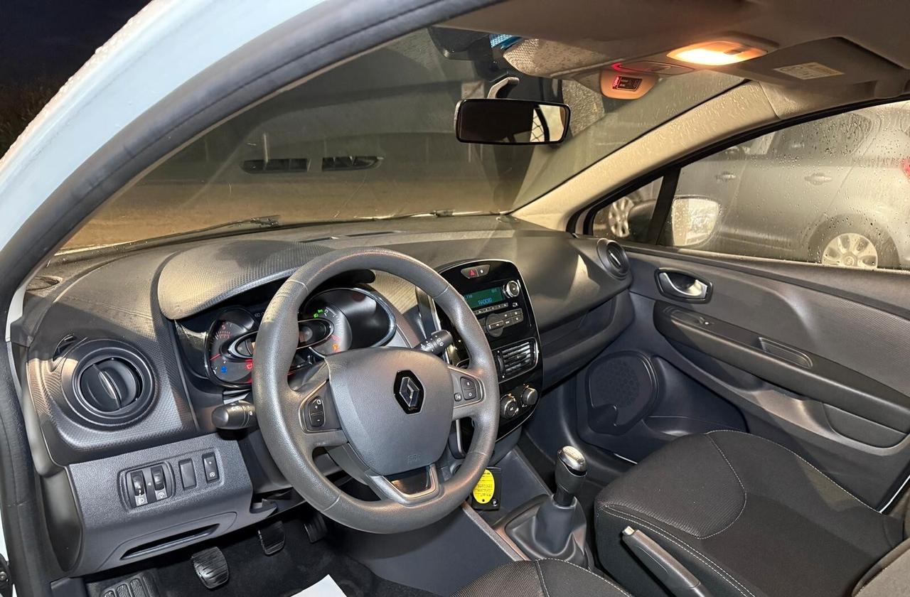 Renault Clio 1.5 Diesel Autocarro Neopatentati
