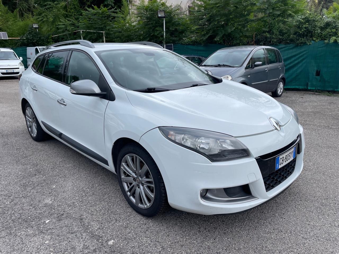 Renault Megane 1.5 dCi 110CV cambio automatico