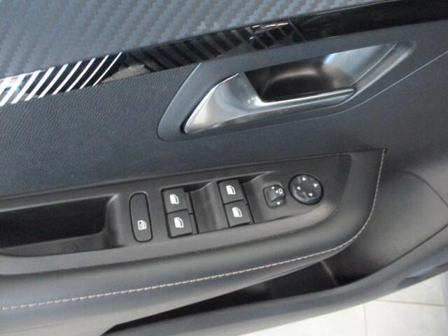 Peugeot 208 PureTech 100 Stop&Start 5 porte Allure