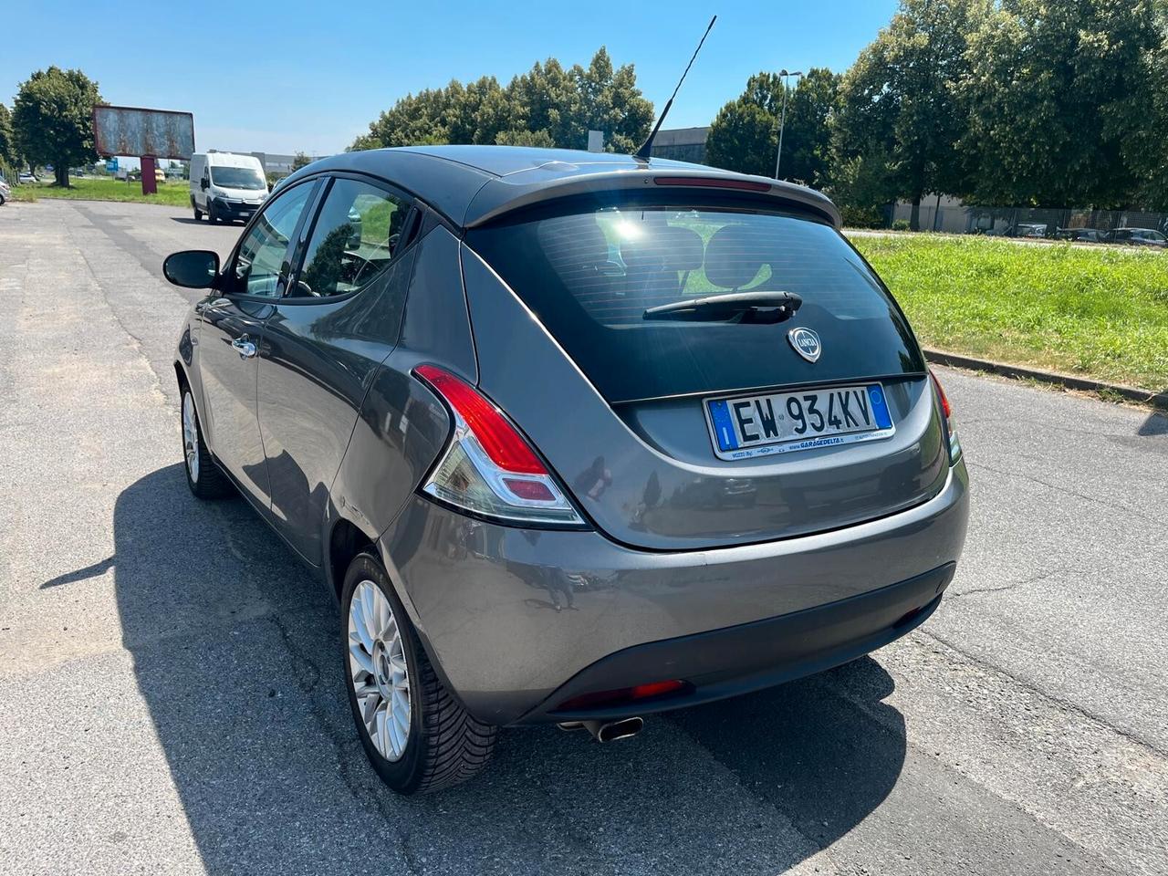 Lancia Ypsilon 1.2 69 CV 5 porte S&S