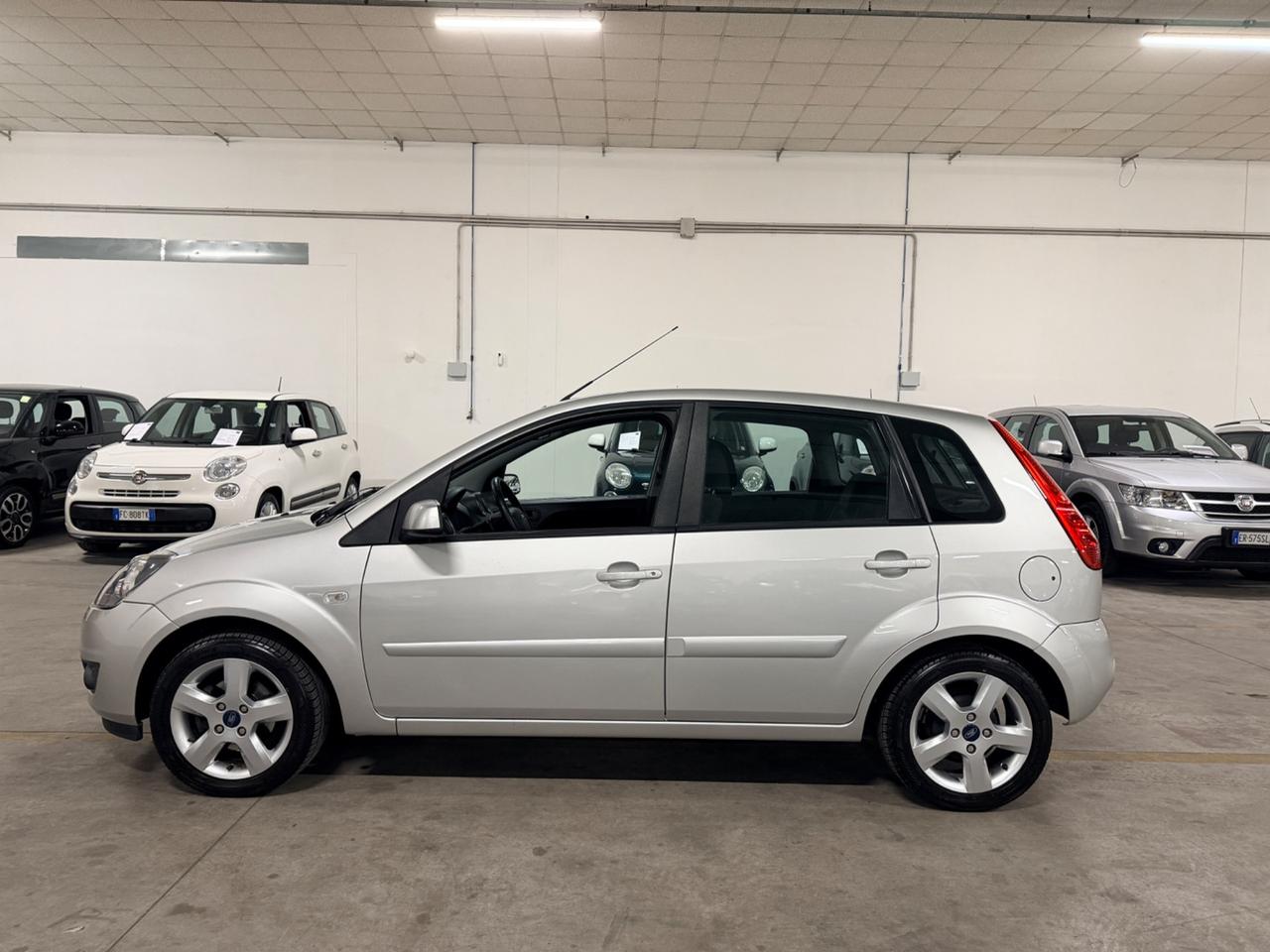 Ford Fiesta 1.2 16V 5p. Titanium