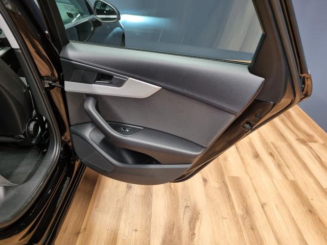 AUDI A4 Avant 30 TDI/136 CV S tronic Business Advanced