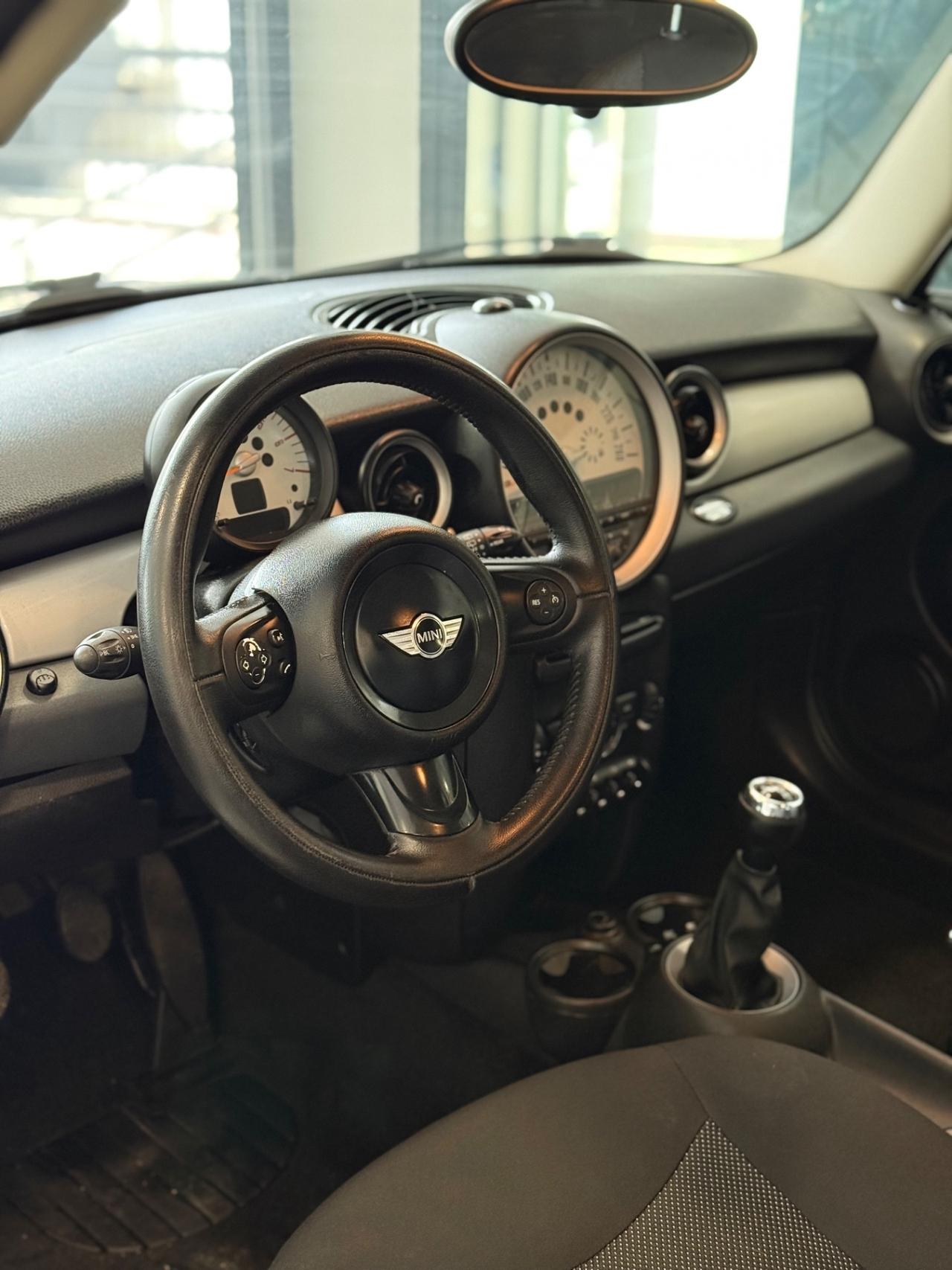 Mini 1.6 16V Cooper D