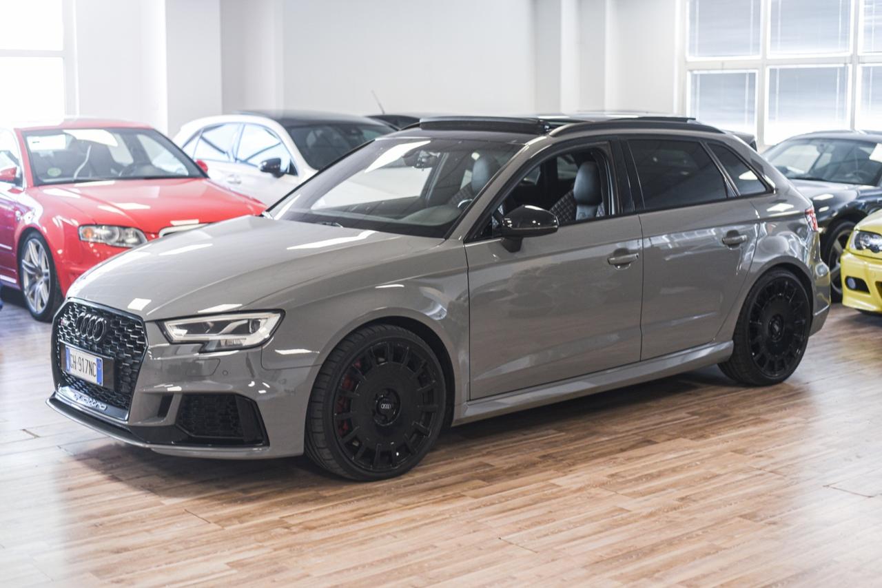 Audi A3 RS 3 SPB IVA ESPOSTAIVA ESPOSTA PARZIALMENTE: - 15.000,00€ non soggetti ad iva - ⁠8.196,72€ + IVA (VAT).