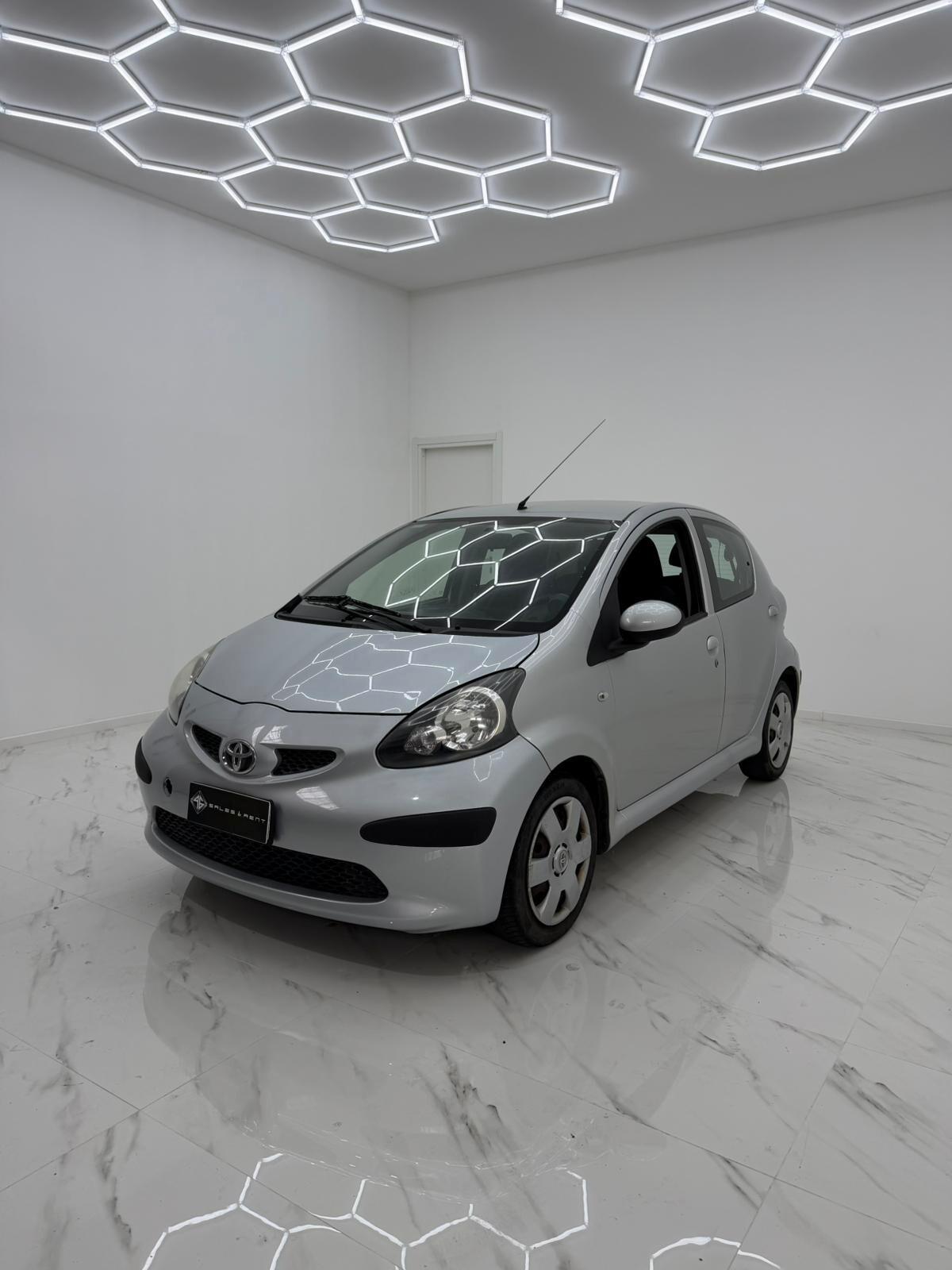 Toyota Aygo 1.0 12V VVT-i 5 porte