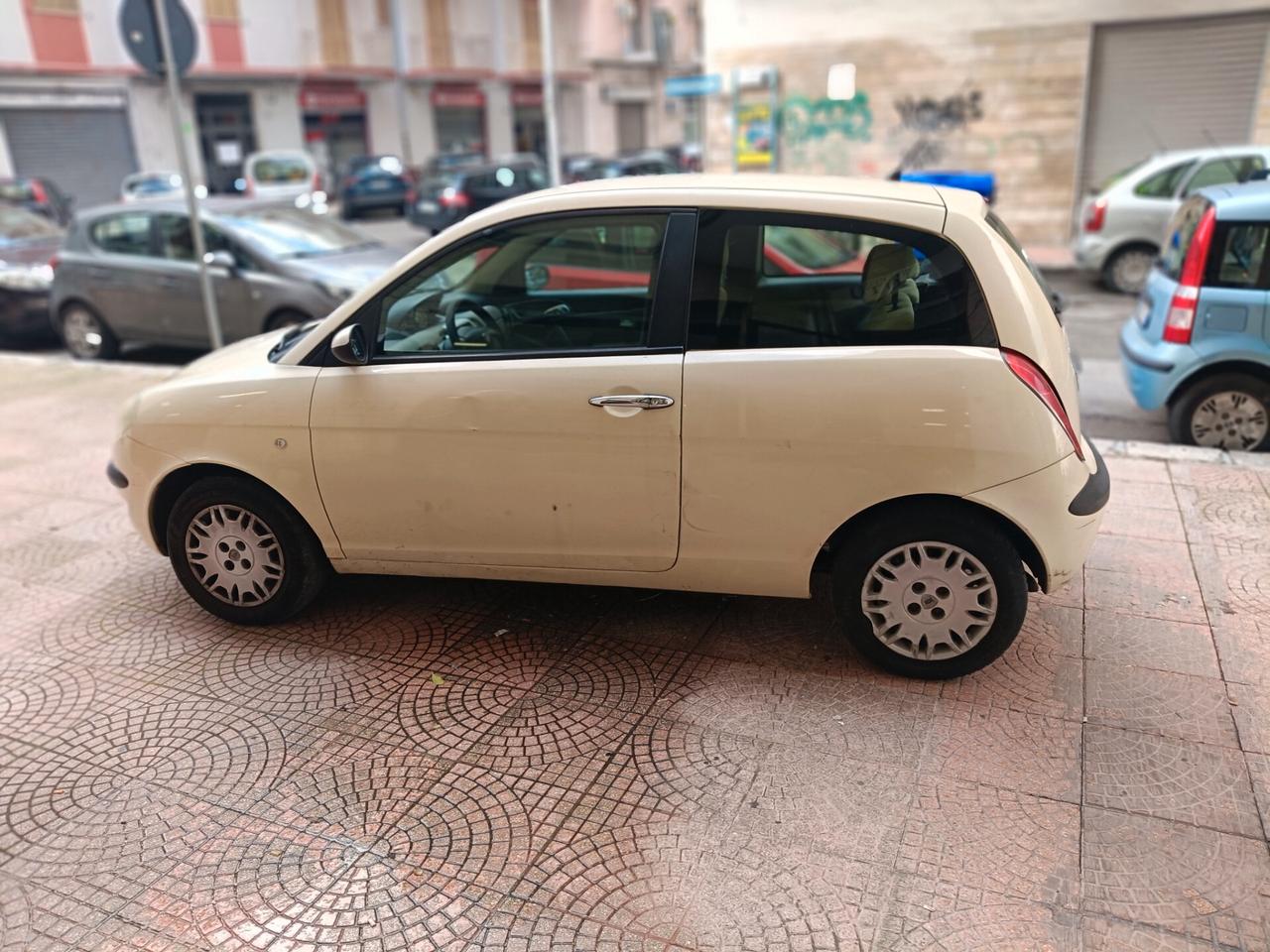 LANCIA YPSILON 1.2-VISTA E PIACIUTA-NEOPATENTATI-Euro1699
