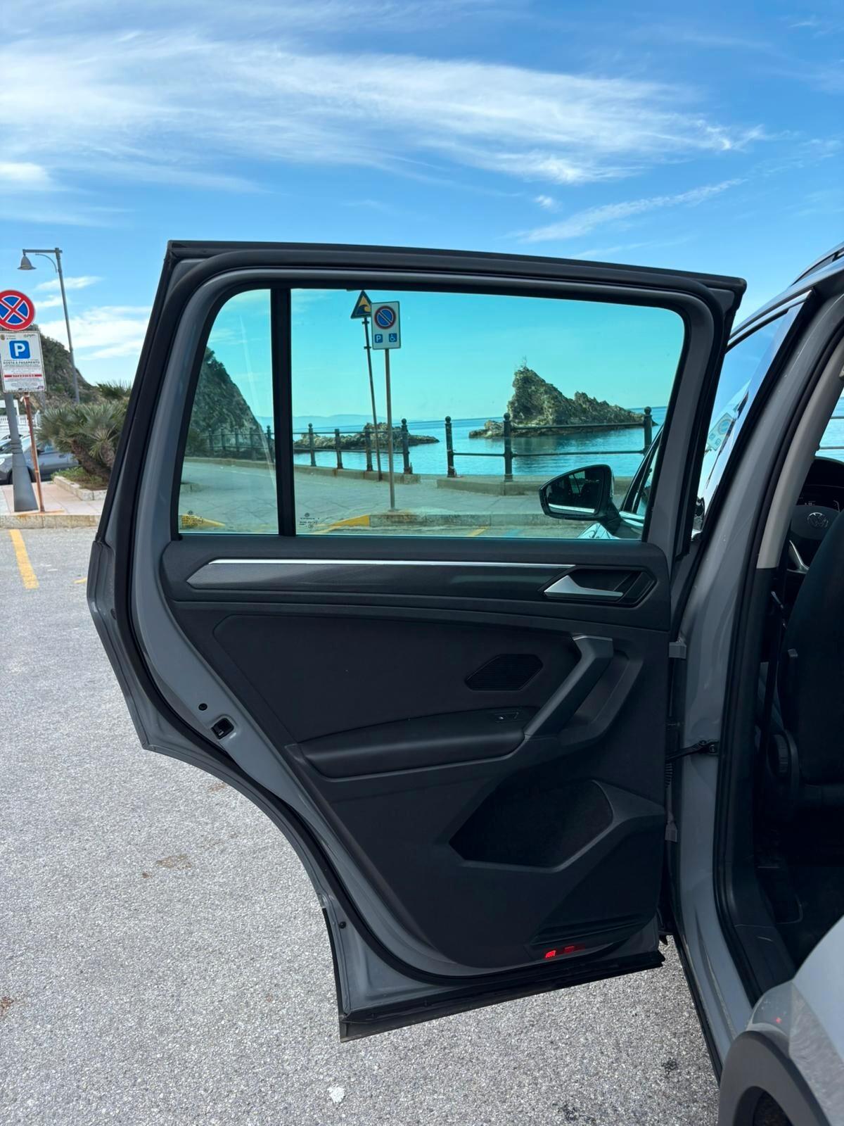 Volkswagen Tiguan 2.0 TDI SCR DSG 150 CV Elegance