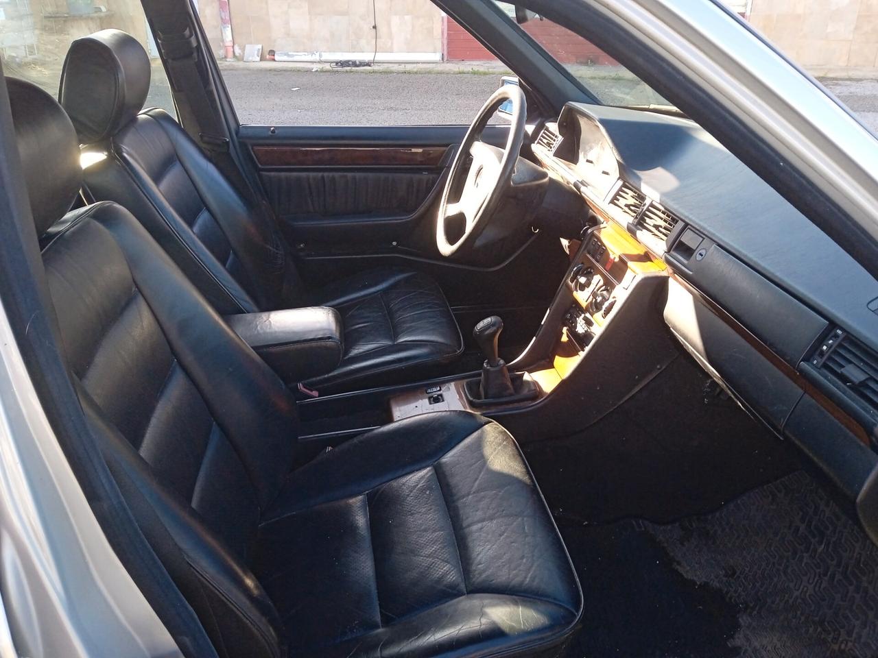 Mercedes-benz 320 250 TD diesel Station Wagon w124