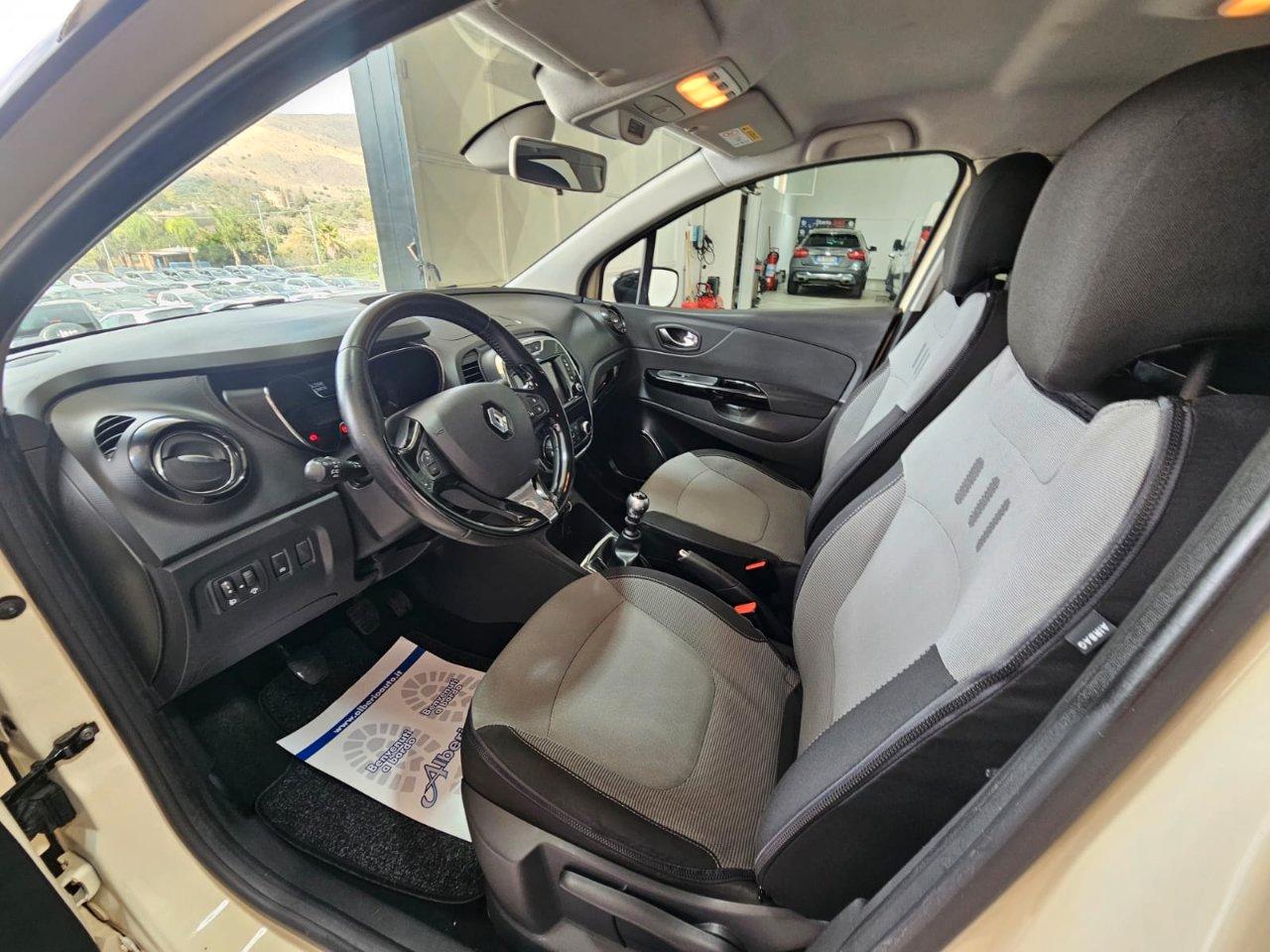 Renault Captur 1.5 dci Intens (energy r-link) 110cv