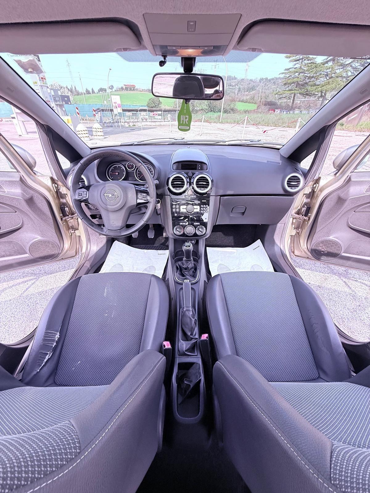 Opel Corsa 1.3 CDTI 75CV Ok neopatentati