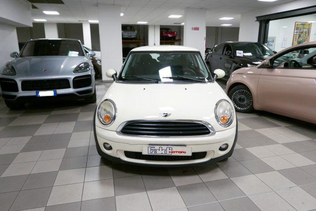 MINI One 1.6 16V One (72kW)