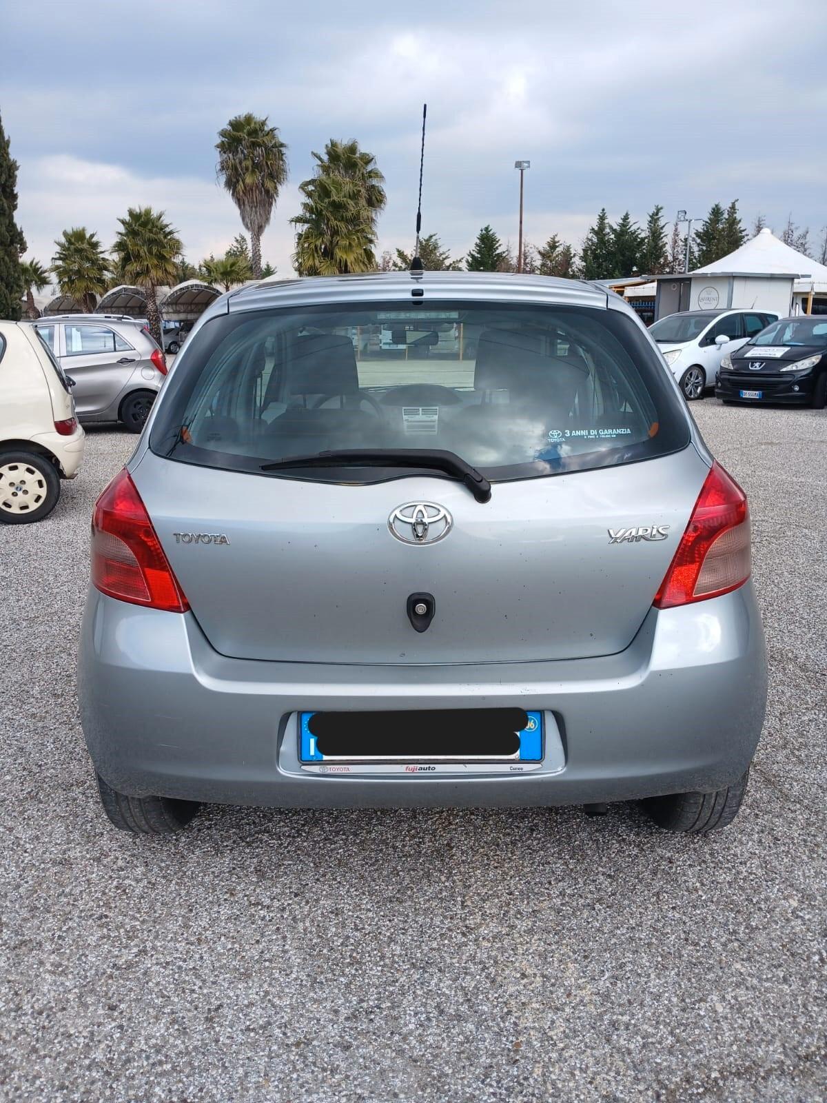 Toyota Yaris 1.3 5 porte