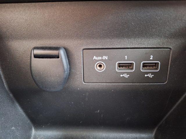 RENAULT Clio TCe 100 CV 5 porte