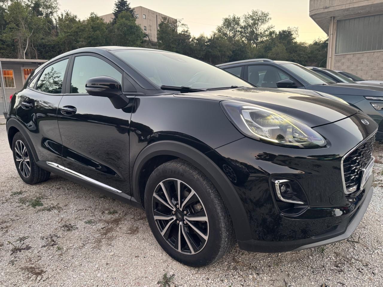 Ford Puma 1.0 EcoBoost Hybrid 125 CV Titanium X