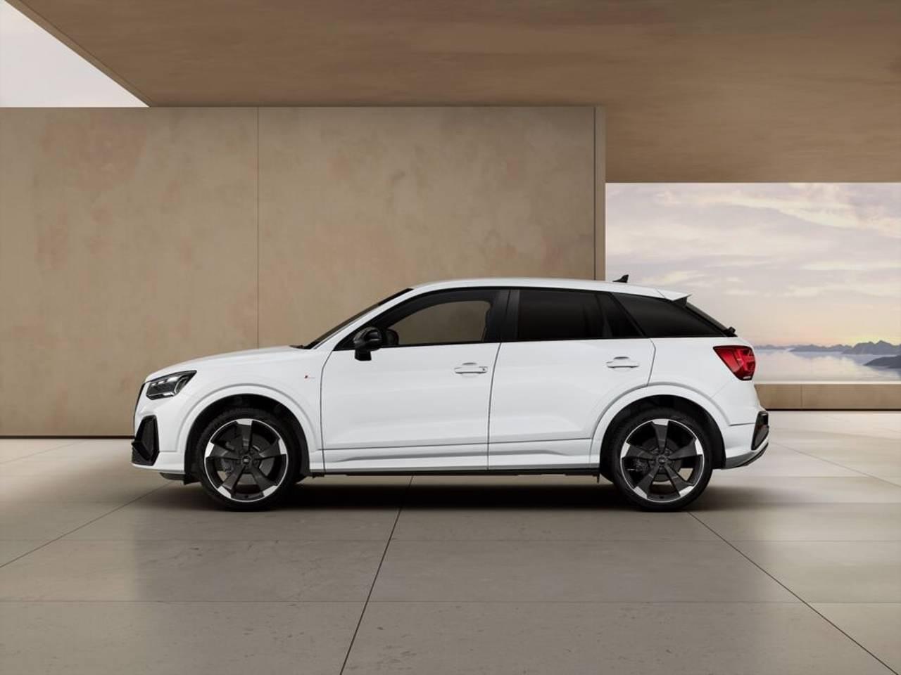 AUDI Q2 35 TFSI S-TRONIC IDENTITY BLACK