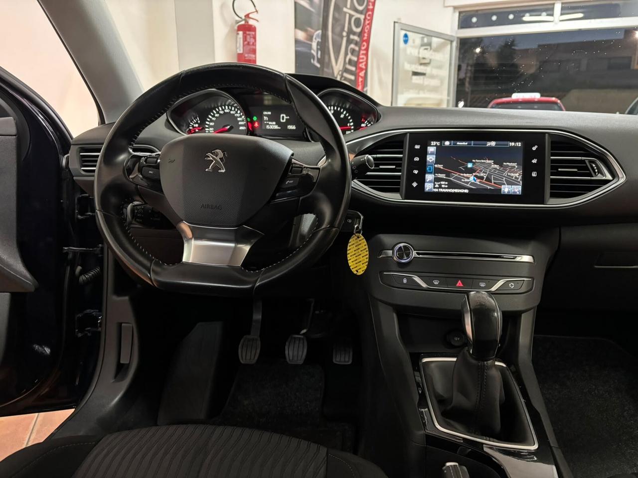PEUGEOT 308 2015 1.6 DIESEL