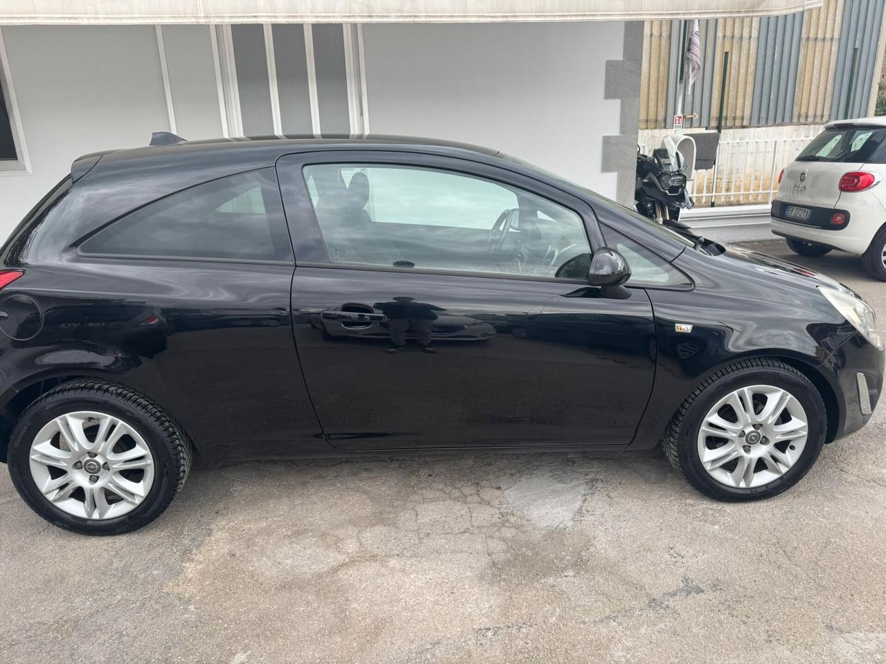 Opel Corsa 1.2 85CV 3 porte GPL-TECH Elective