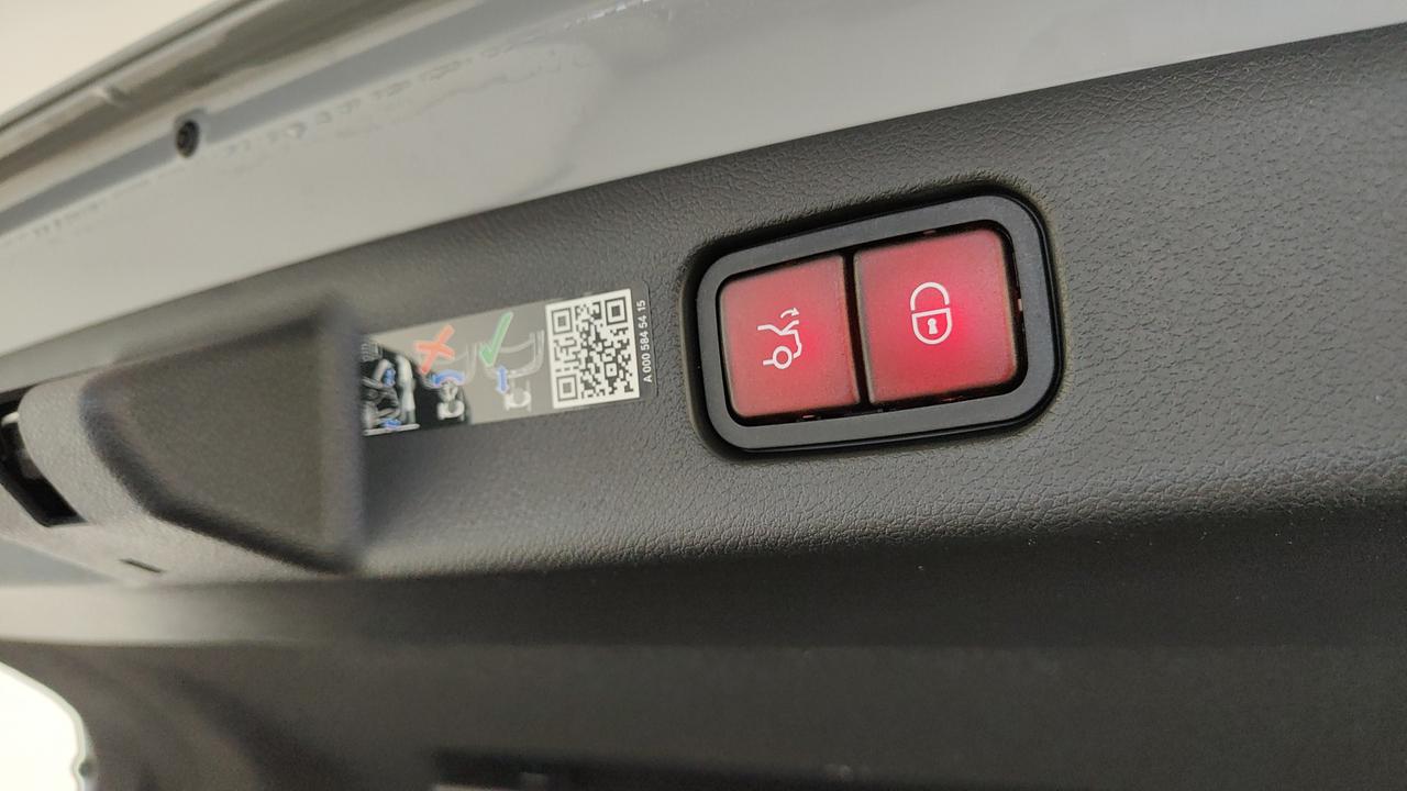 Mercedes-Benz E 220 d 4MATIC