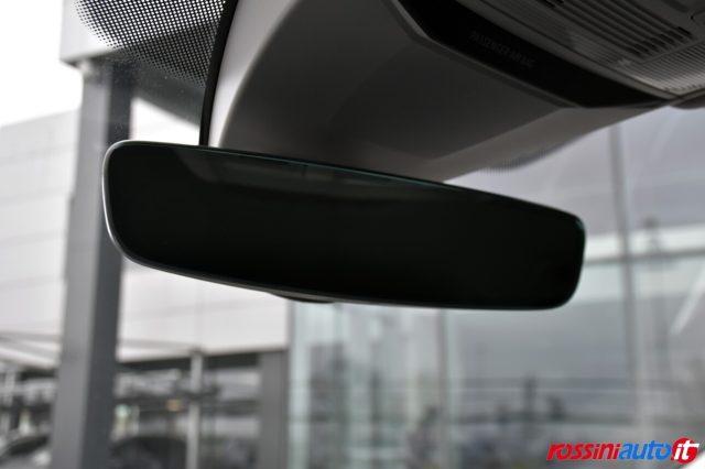 VOLKSWAGEN Passat Variant 2.0 TDI SCR 150 CV DSG BUSINESS + GANCIO TRAINO