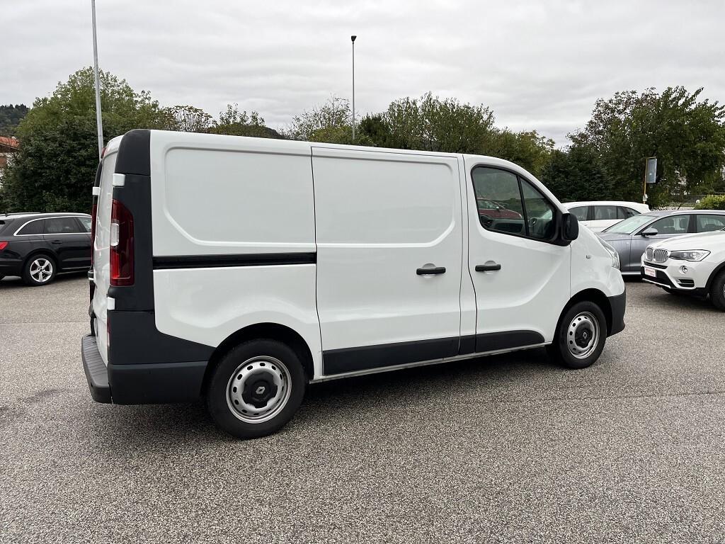 RENAULT TRAFIC 1600 DCI 120 CV