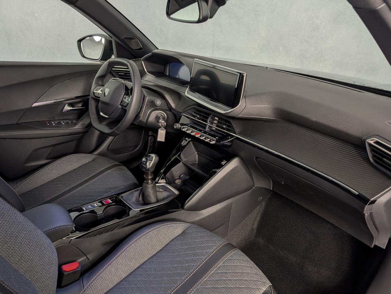 Peugeot 2008 1.2 puretech 100cv Allure