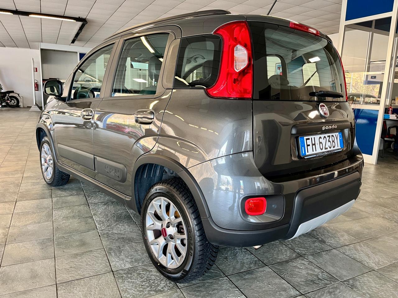 Fiat Panda 1.3 MJT 95 CV 4x4-EURO 6-NEOPATENTATI-